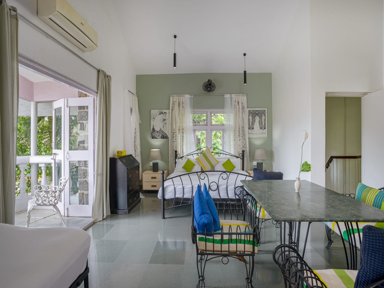 Family Suite – Spacious Comfort with Garden Views